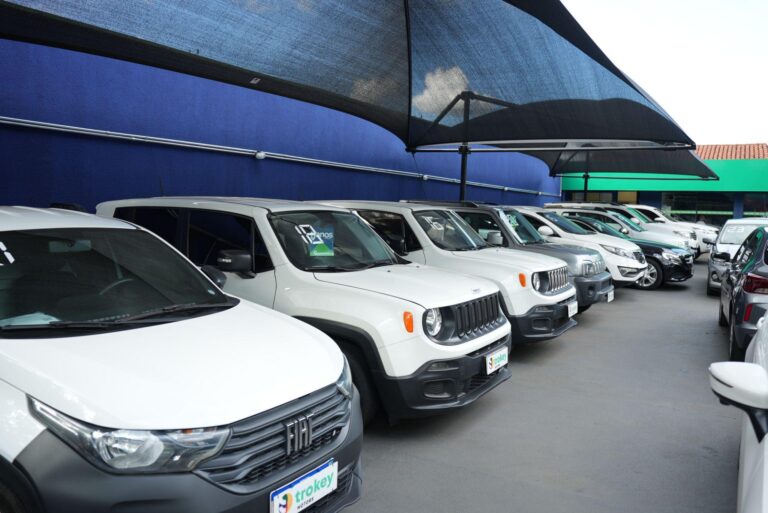Entenda mitos e verdades sobre usados e seminovos para fechar um bom negócio