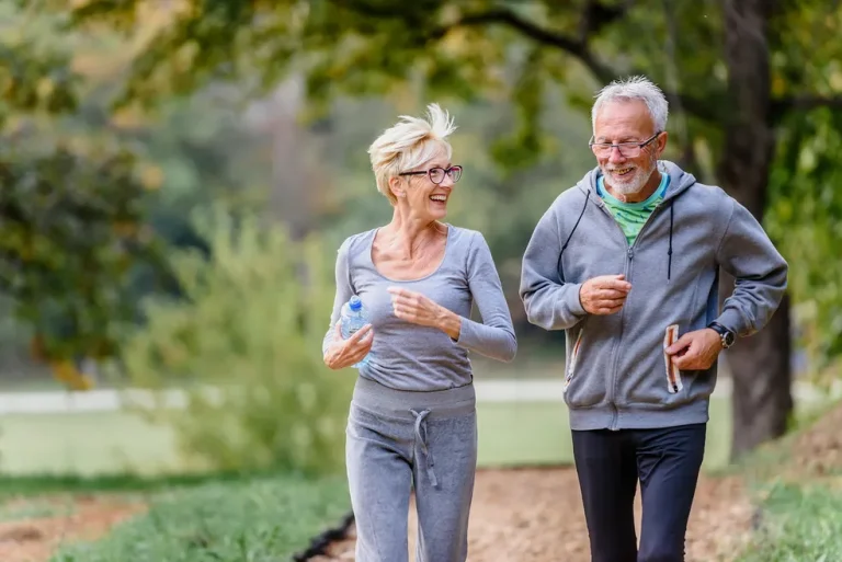 Avanço da idade pode exigir adaptações nos exercícios físicos; conheça as principais