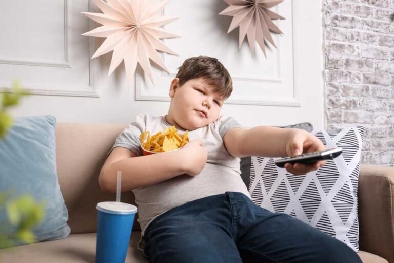 Crescem custos com internações e tratamentos de obesidade infantojuvenil no SUS