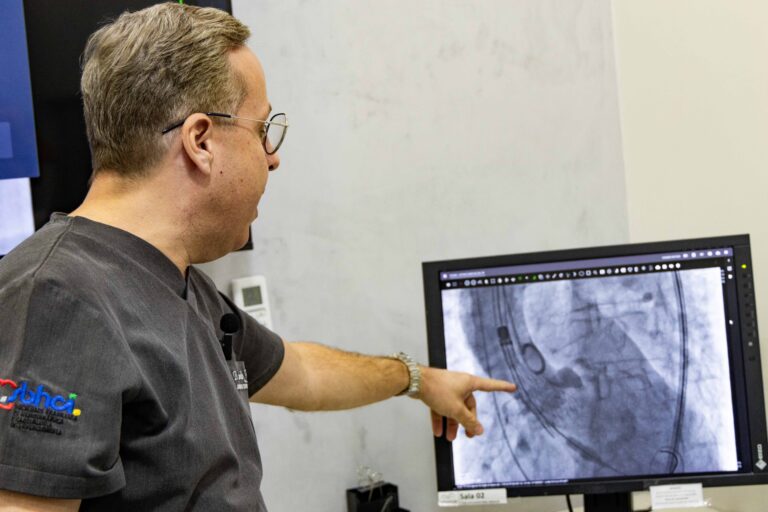 Sergipe realiza primeiro implante transcateter de válvula aórtica em paciente do SUS
