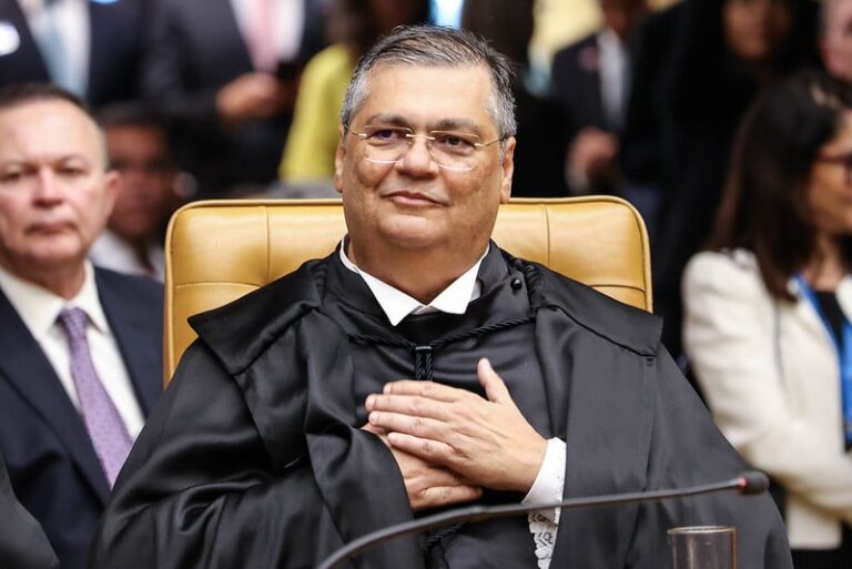 Dino marca audiência de conciliação para assegurar proibição ao orçamento secreto no Congresso