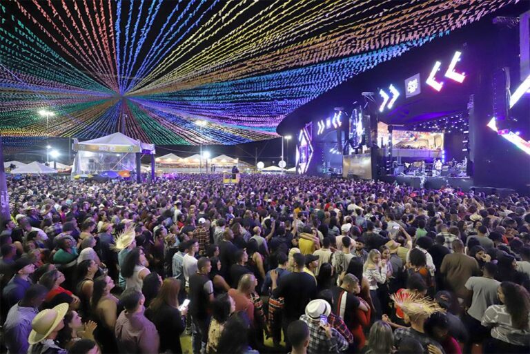 Artistas locais se destacam na programação do Forró Caju 2024