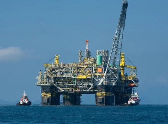 Mesmo sendo um dos maiores produtores do mundo, Brasil pode voltar a  importar petróleo por insuficiência – AJN1