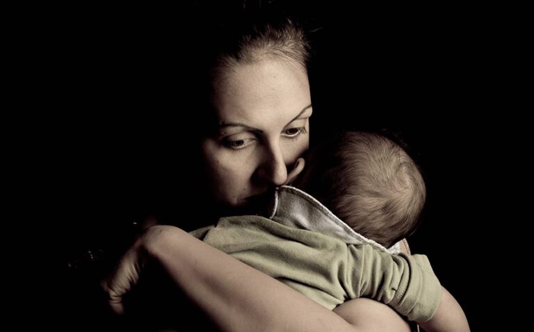 Gases podem alterar a saúde mental das mulheres e tratar a depressão pós-parto, afirma estudo