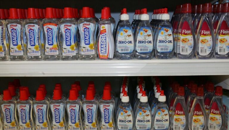 Assim como o açúcar, adoçantes também podem trazer riscos à saúde, advertem especialistas