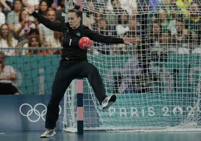 Brasil perde de virada para Hungria no handebol feminino