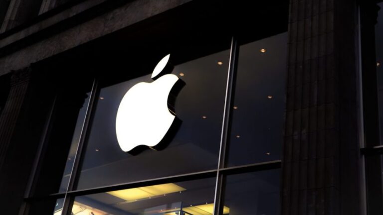 Apple planeja lançar seu primeiro iPhone dobrável em 2026