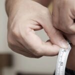 Emagrecimento rápido pode provocar perda muscular, queda de cabelo e alterações hormonais