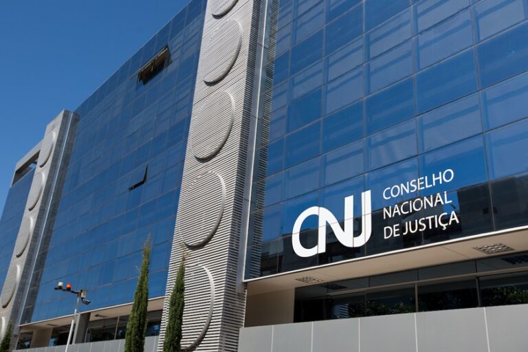 CNJ arquiva pedido para investigar auxiliares de Moraes após divulgação de reportagem