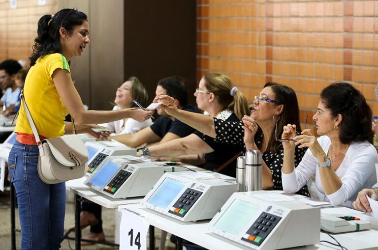 Mesários podem solicitar mudança de seção eleitoral até sexta-feira (30)