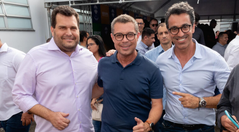 Cláudio Mitidieri assume SES em substituição a Walter Pinheiro, que vai para o Ipesaúde