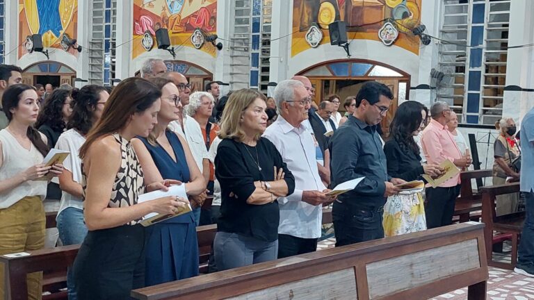Memória e legado de Maria do Carmo Alves são celebrados em Missa de Sétimo Dia