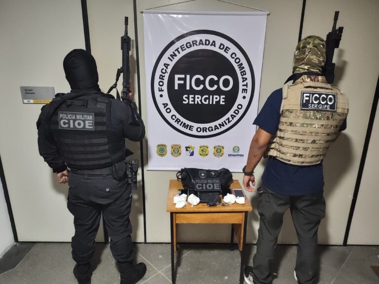 Ficco/SE prende casal por tráfico de drogas em Nossa Senhora do Socorro