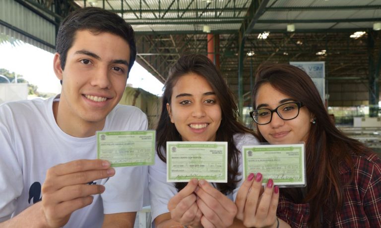Eleições 2024: 20,1 milhões de jovens entre 16 e 24 anos estão aptos a votar