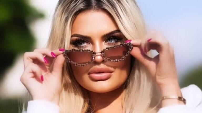 Influenciadora é banida de aplicativo de luxo por motivo inusitado: ‘Linda demais para existir, pode ser fake’