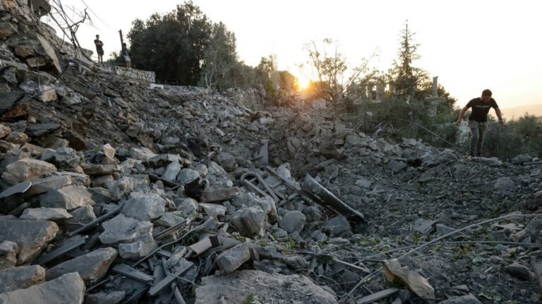 Adolescente brasileiro e pai são mortos em bombardeio no Líbano