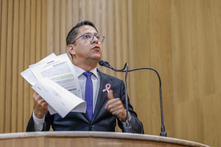 Ricardo Marques pede apuração de suposto contrato milionário entre Emsurb e empresa que fará o Natal Iluminado