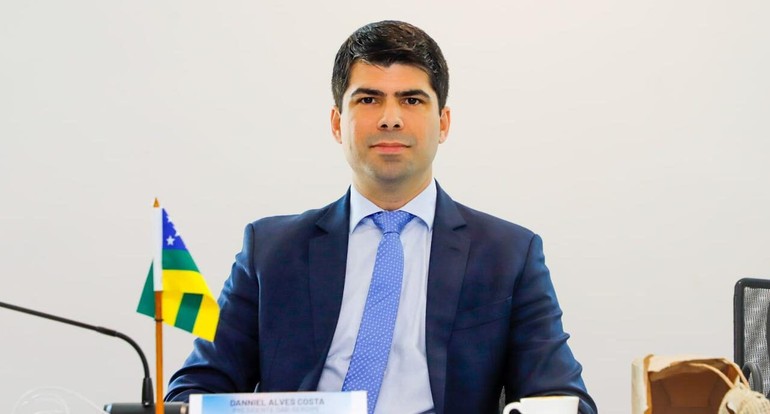 Danniel Alves Costa é reeleito presidente da OAB Sergipe