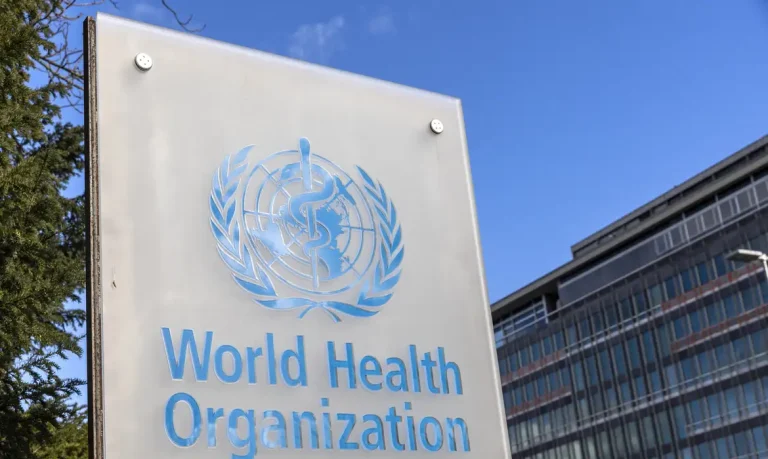OMS alerta para cortes em tratamento contra HIV em alguns países