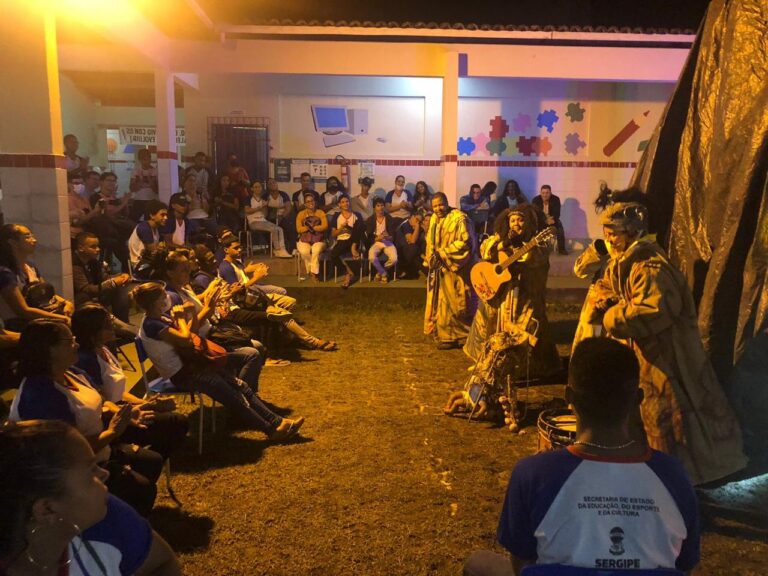11ª  Blitz Cultural leva espetáculos teatrais para escolas da rede pública estadual