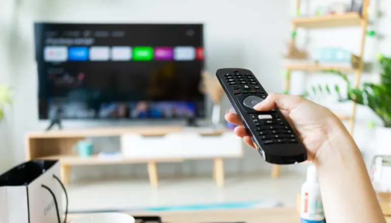 Sinal de TV parabólica vai sair do ar em breve; saiba como mudar para o digital gratuitamente