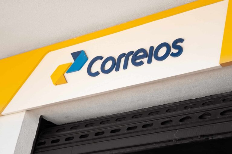 Correios planejam utilizar blockchain e inteligência artificial para agilizar entregas