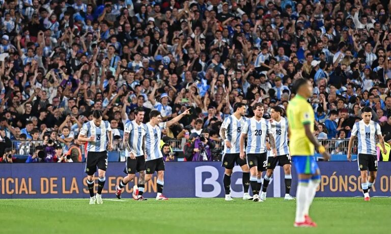 Argentina segue na liderança do ranking da Fifa; Brasil está na quinta posição