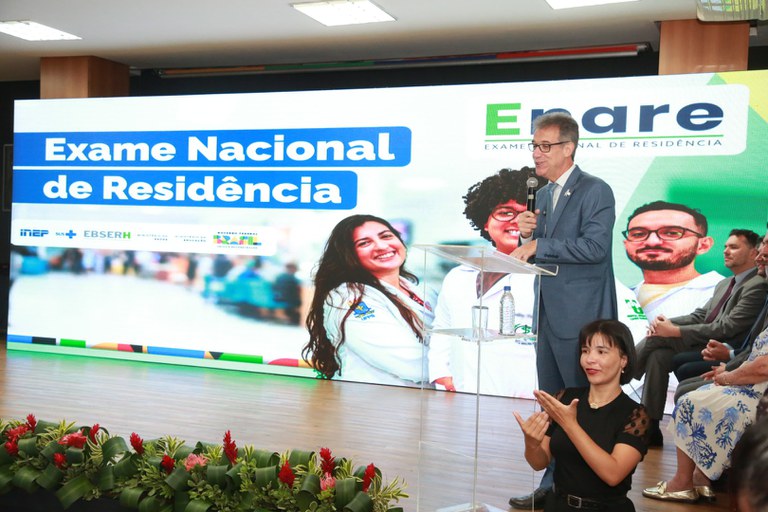 Ministério da Educação lança exame para avaliar a formação médica no Brasil
