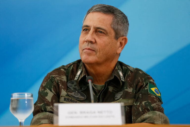 Moraes autoriza visita de 24 parlamentares ao general Braga Netto
