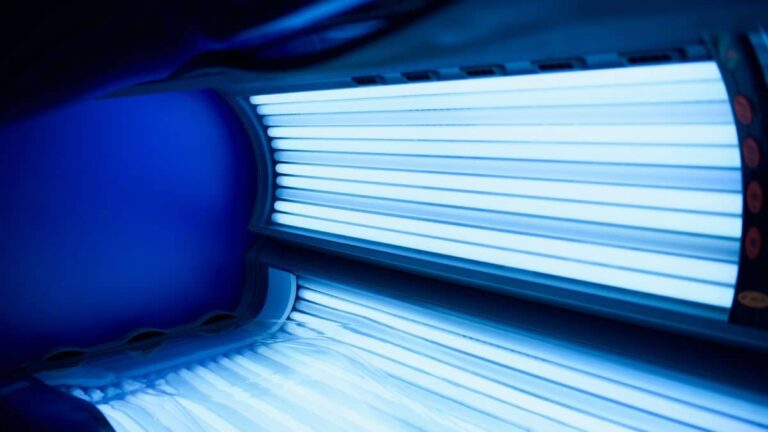 Anvisa proíbe lâmpadas utilizadas em equipamentos de bronzeamento artificial