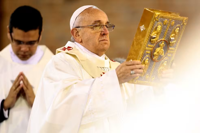 Arquidiocese de Aracaju vai realizar Missa em sufrágio da alma do Papa Francisco neste sábado