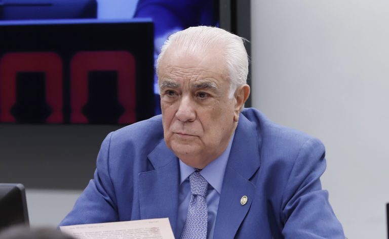 Deputado federal do PL que não assinou pedido de anistia foi ministro do governo de Dilma Rousseff e é amigo de Alexandre de Moraes