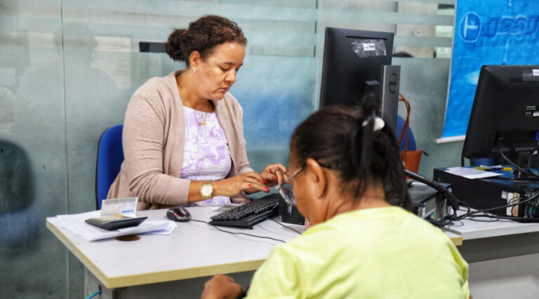 Deso inaugura nova loja de atendimento em Aracaju