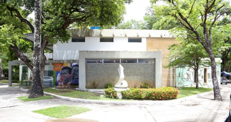Galeria Álvaro Santos retoma tradição junina com exposição coletiva sobre o simbolismo do fogo