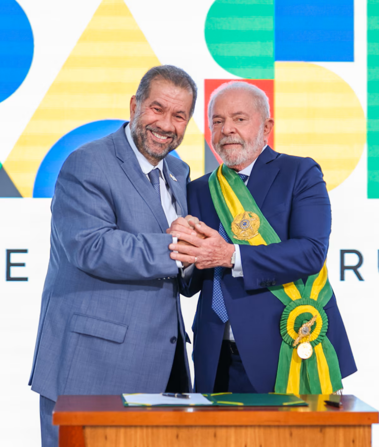 Lula convoca Lupi para reunião diante de desgaste com fraude no INSS