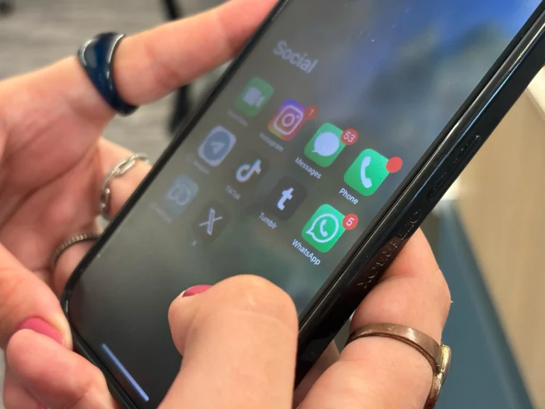 WhatsApp deixa de funcionar em iPhones antigos a partir desta segunda-feira (5)