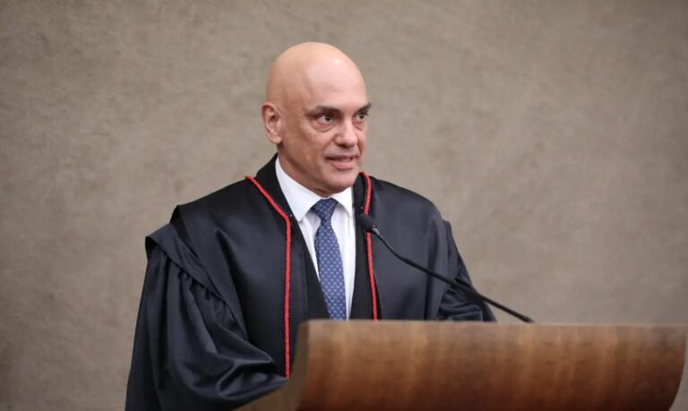 Moraes vota para condenar líder de acampamento do 8 de janeiro a 14 anos de prisão