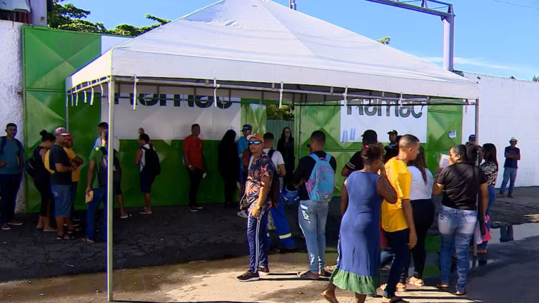 Coleta de lixo: nova empresa deve manter maioria de funcionários que já atuava na limpeza de Aracaju