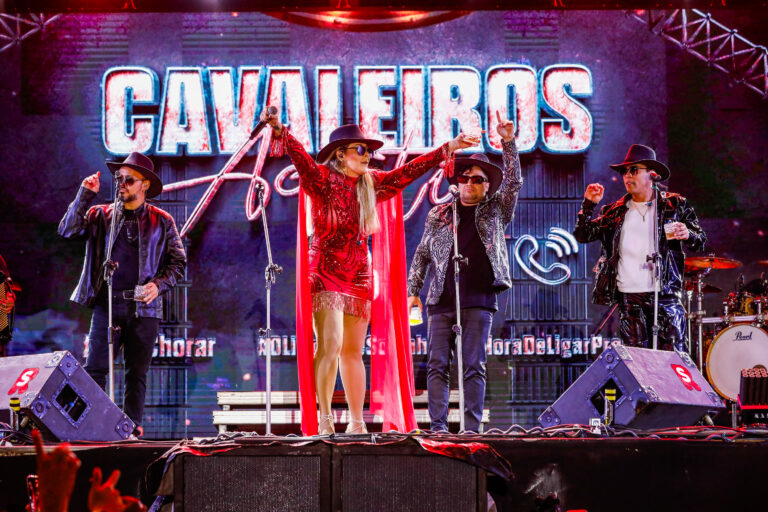 Grandes atrações como João Gomes e Cavaleiros do Forró se apresentam no Arraiá do Povo, em Aracaju, neste sábado (7)