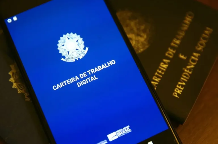 Câmara dos Deputados aprova MP que reformula crédito consignado para trabalhador do setor privado; texto segue para o Senado