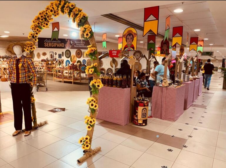 Ferreira Costa promove Feira Junina e workshop de mesa posta para o Dia dos Namorados