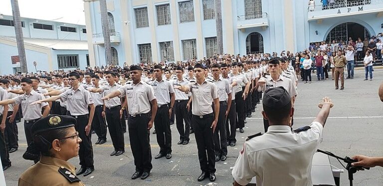 STF permite inclusão de estudantes de colégios militares no sistema de cotas