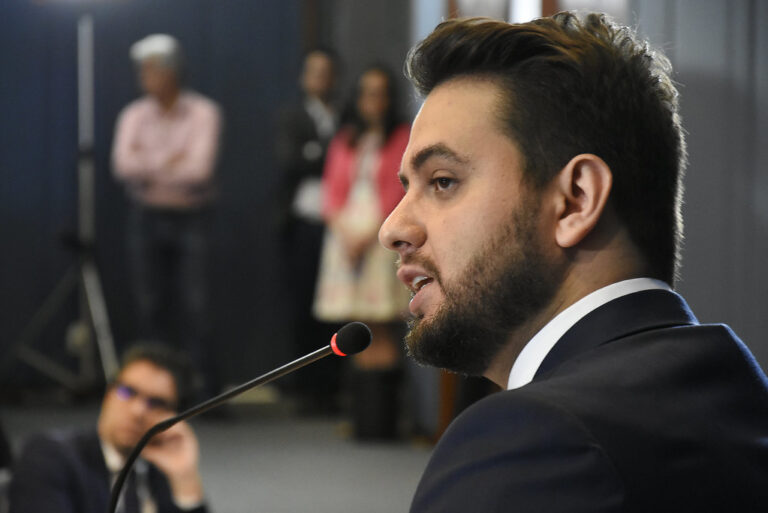 Em depoimento ao STF, Filipe Martins, ex-assessor de Bolsonaro, volta a negar envolvimento na criação da suposta “minuta do golpe”