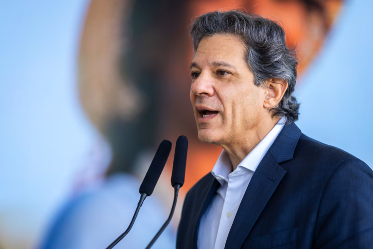 Haddad edita portaria com cortes de gastos no Ministério da Fazenda