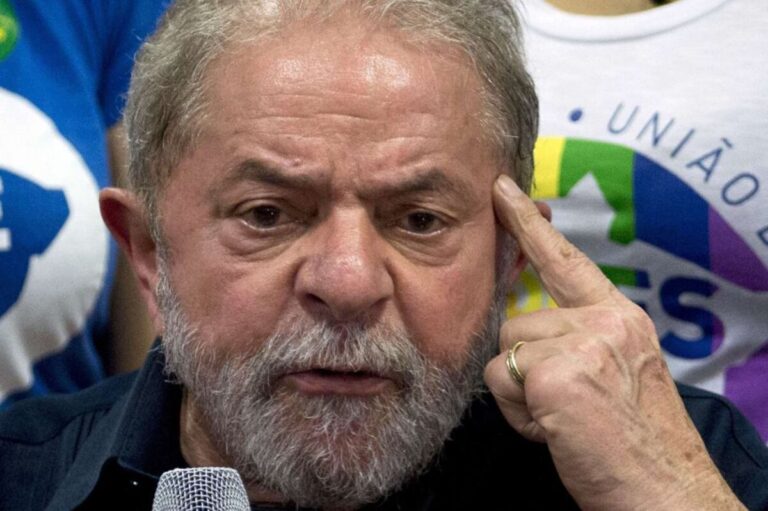 Governo brasileiro choca comunidade internacional ao retirar país de aliança em memória do Holocausto