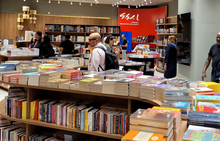 Porto Alegre é a capital com mais acesso a livros no Brasil, revela pesquisa