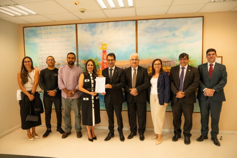 Em Sergipe, MP-SE e Sejuc assinam Termo de Cooperação Técnica para reforçar fiscalização de medidas protetivas e combate à violência contra a mulher