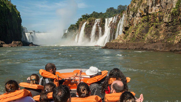 Ao superar Argentina, Brasil assume 5ª posição no ranking das Américas em recepção de turistas internacionais