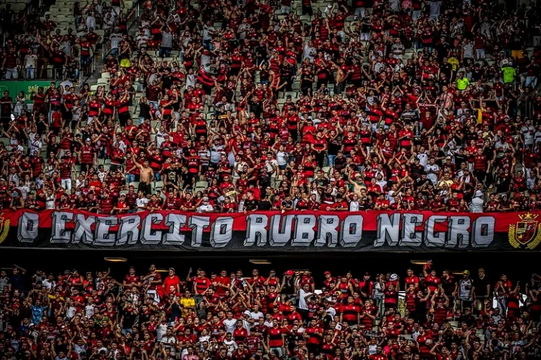 Flamengo lidera com folga entre maiores patrocínios do futebol brasileiro