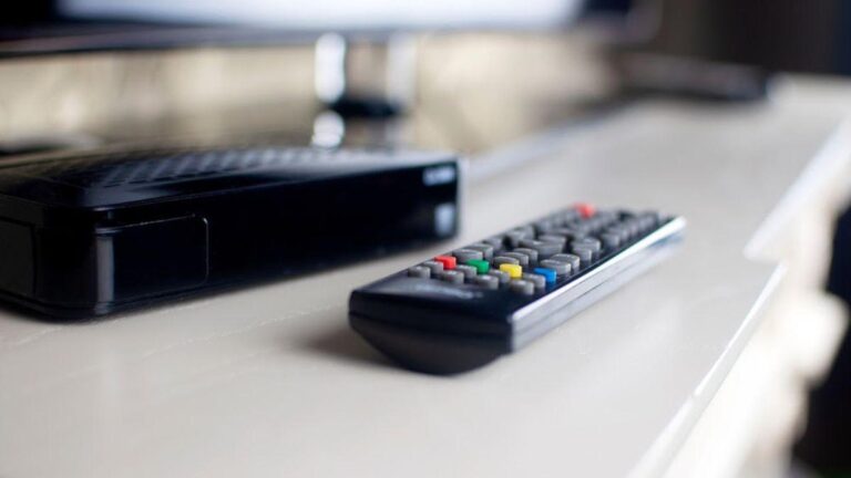 Brasil registra mais de 1,5 milhão de TV boxes infectadas com malware, alerta Anatel